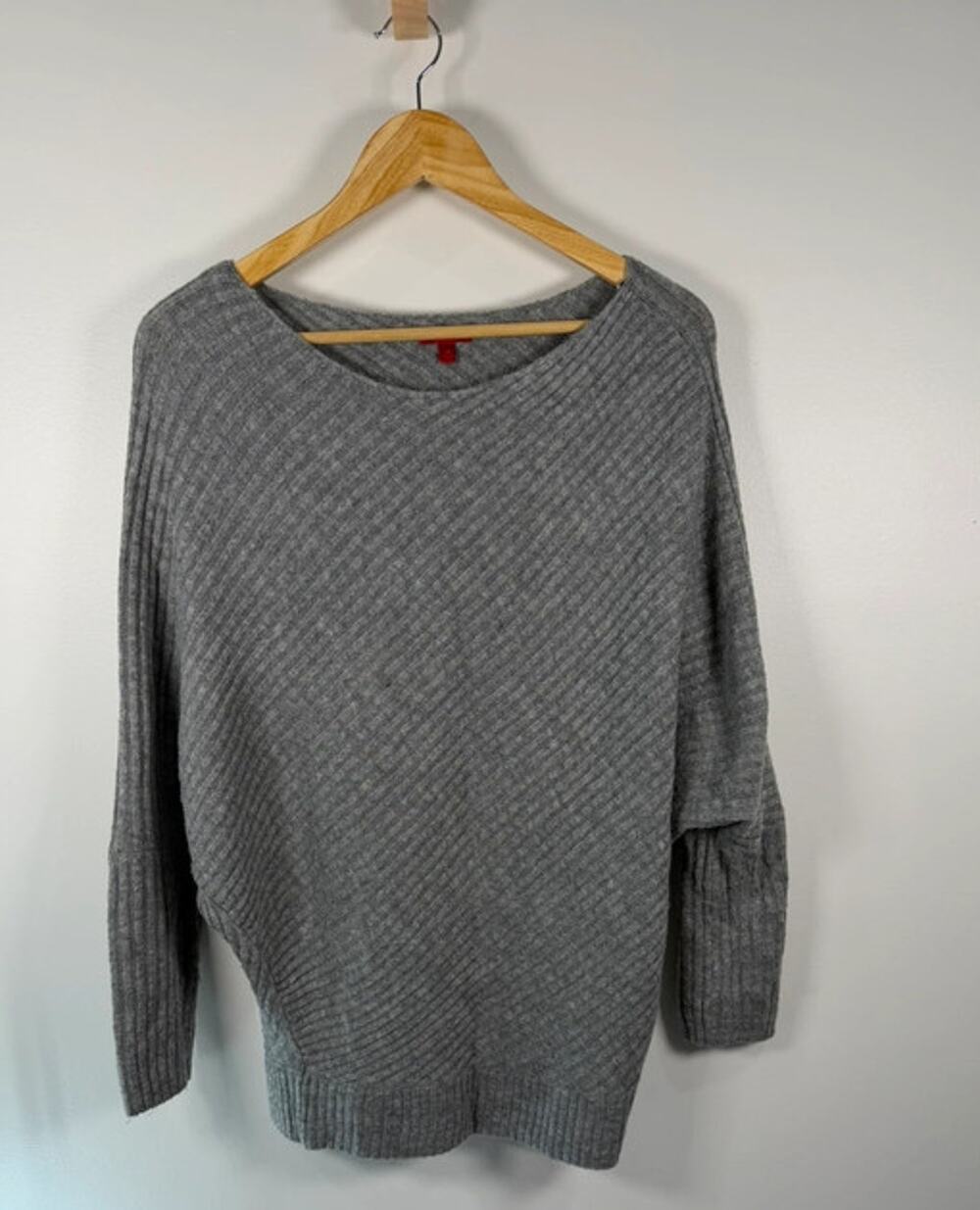 Jennifer Lopez Womens Dolman Sweater M Gray Diagonal Rib Knit Boat Neck Pullover